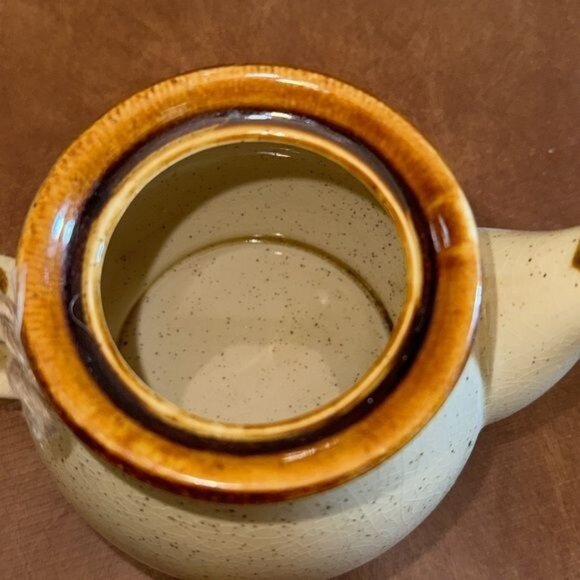 Vintage Enesco Country Road Teapot With Lid Speckled Cream & Brown Chicken Motif - Picture 3 of 7